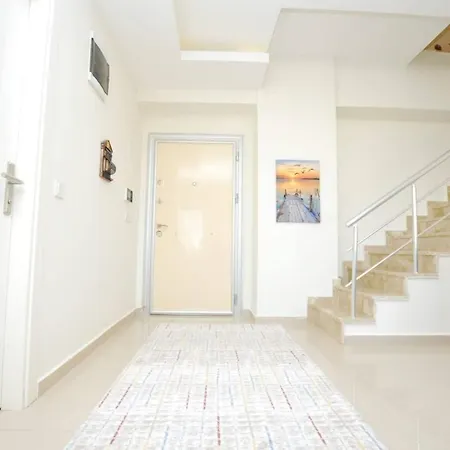 Luxury Doublex Apartmentguitar Flat Mahmutlar