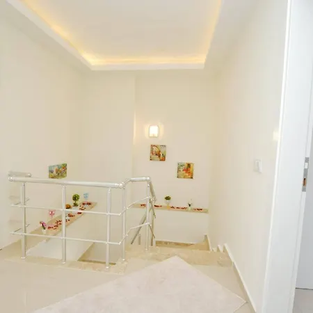 Apartament Luxury Doublex Apartmentguitar Flat *